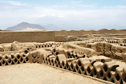 Ruinen der Adobe-Stadt Chan Chan, Nordperu