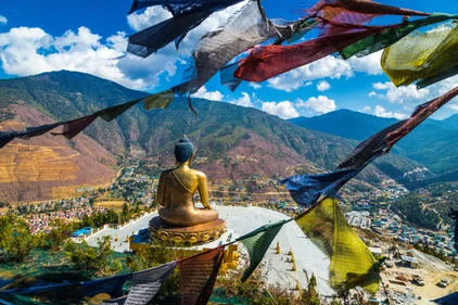 Goldene Buddha-Statue in Bhutan
