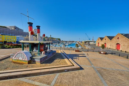 Bild des Hafens von St. Helier auf Jersey