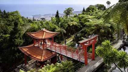 Pagode im Monte Palace Garden, Madeira
