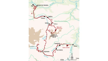 Wanderung im Flusstal