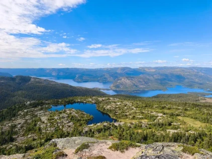 Ausblick von der Wanderung am Venelifjell - Peter Bartel