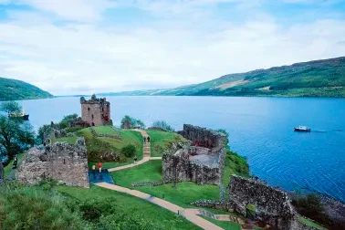 Urquhart Castle, Loch Ness