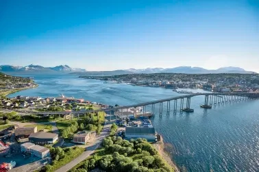 Markante Brücke in Tromsø