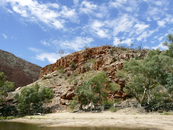Gorge in den West McDonell Ranges: Naturschönheit Australiens entdecken