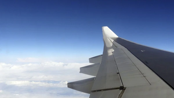 Erleben Sie mit dem Flugzeug die Schönheit Boliviens und der Karibik