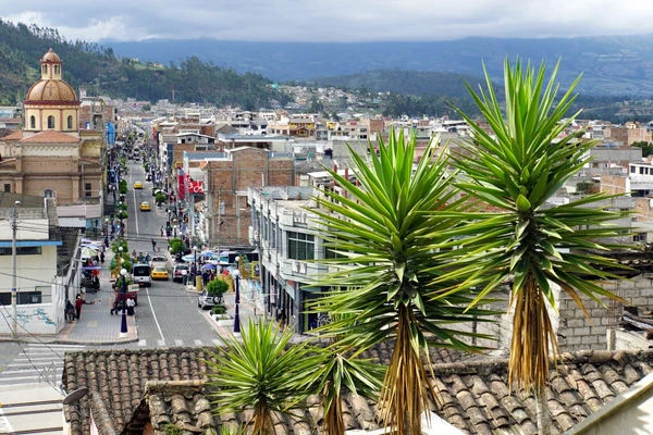 Entdecken Sie Otavalo: Ein Blick auf die charmante Stadt in Ecuador