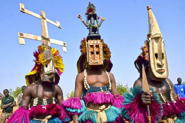 FESTIMA Maskenfest in Dedougou – Ein einzigartiges kulturelles Erlebnis in Burkina Faso