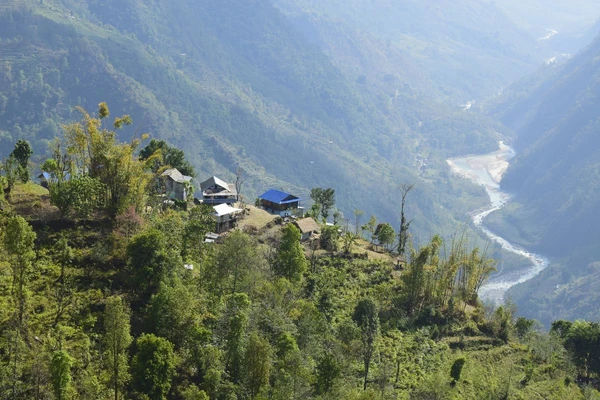 Blick ins Tal von Kanchenjunga, Nepal – Erleben Sie die Natur und Ruhe