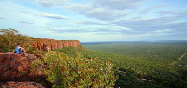 Erleben Sie das Bergsteigen am Waterberg in Namibia und genießen Sie die Natur