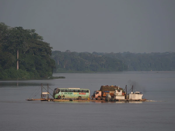 Erkunden Sie die Wasserwege im Kongo an Bord der RV Princesse Ngalessa