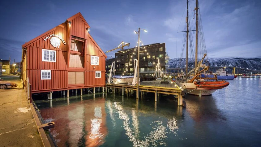 Polarmuseum in Tromsö am Abend