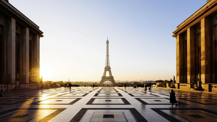Blick vom Trocadéro auf den Eiffelturm in Paris