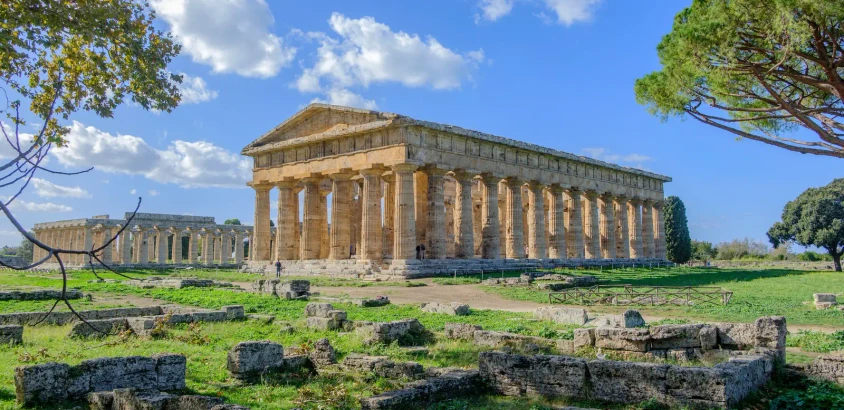 Blick auf Paestum - Petr Zyuzin - © Petr Zyuzin / adobe.com